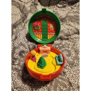 Polly Pocket Vintage 1993 Christmas Wreath & Scene Compact